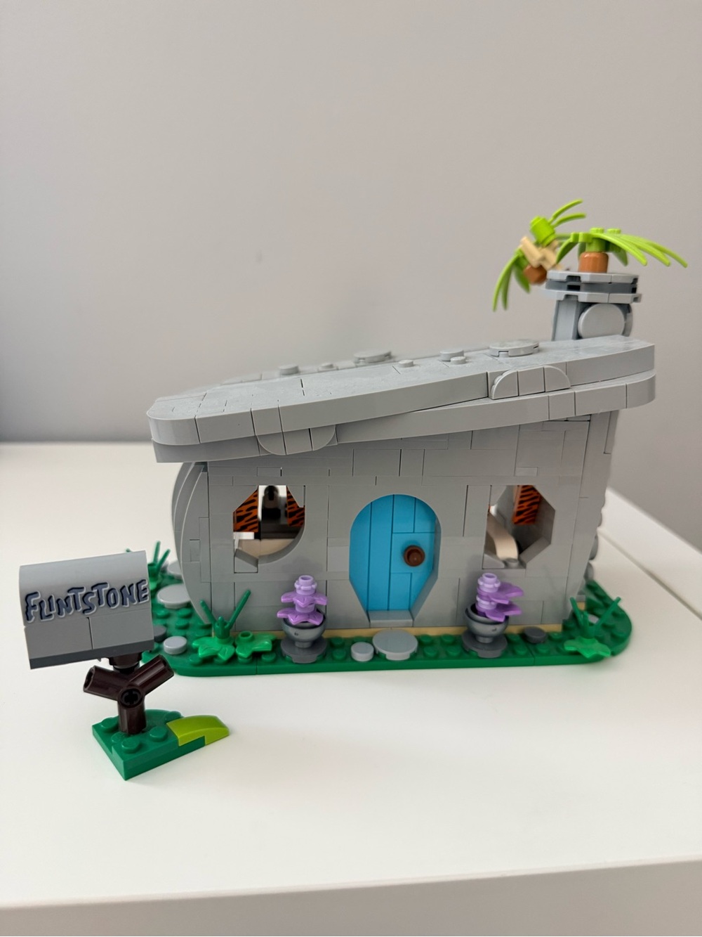 Lego Ideas 21316 - The Flintstones